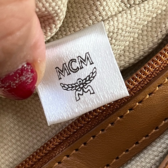 MCM Boston 25 - Picture 14 of 16